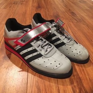 Adidas size 10 Powerlift shoes